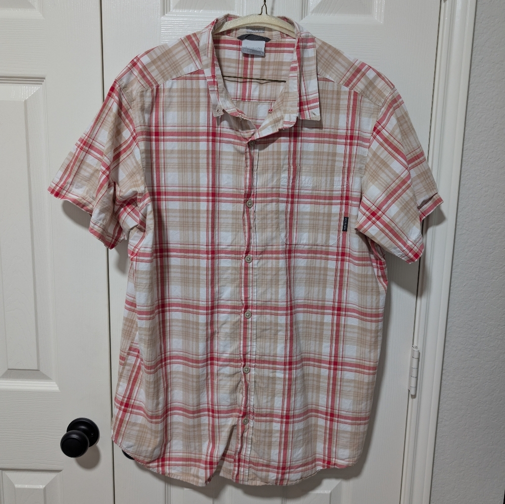 2/$10 Columbia Red/White/Khaki Plaid Short Sleeve Button Down Shirt
